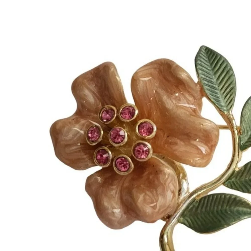 Unbranded vintage flower